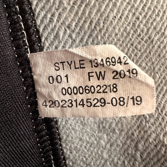 Under Armour Men’s Baseball Sliding Shorts Size Small Black Gray - Picture 4 of 5